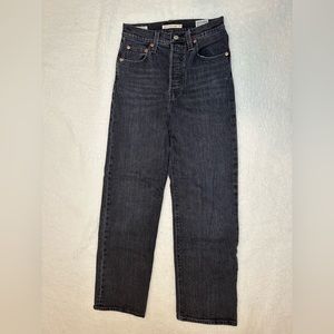 Levi’s Ribcage Straight Ankle Dark Gray Jean Size 25